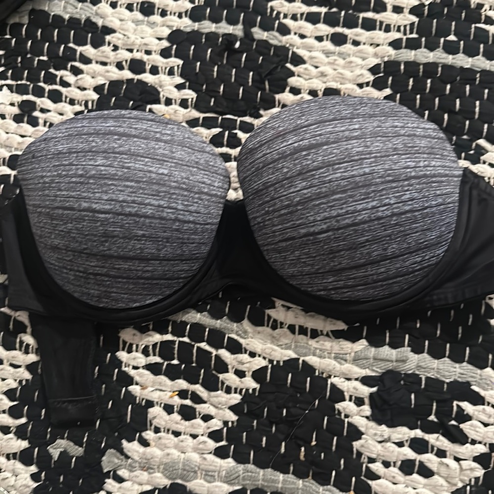 Victorias Secret PINK Strapless Bra Size 34C NWOT
